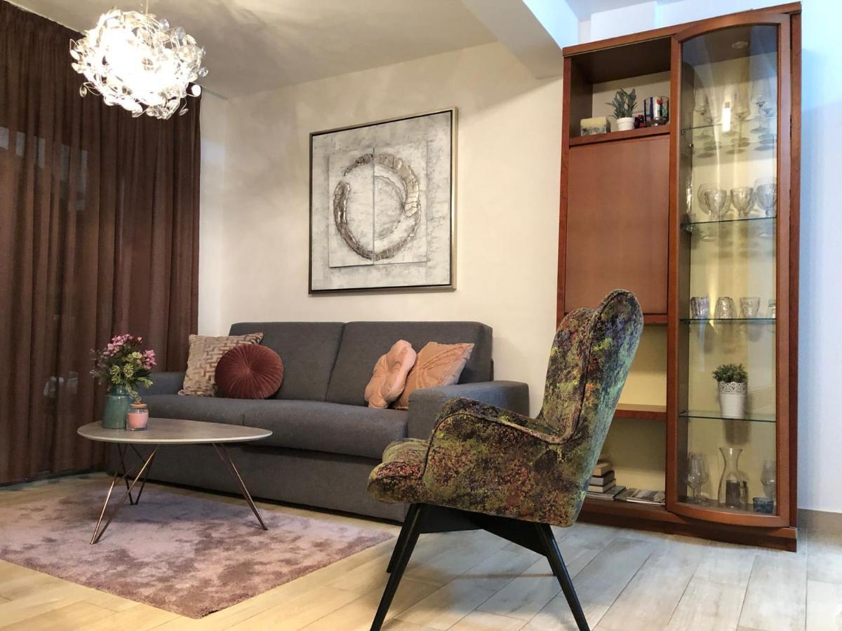 Sunset Apartment with a private yard at Medulin Riviera Bagian luar foto